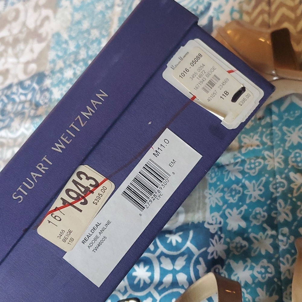 Beige Stuart Weitzman Shoe - image 7